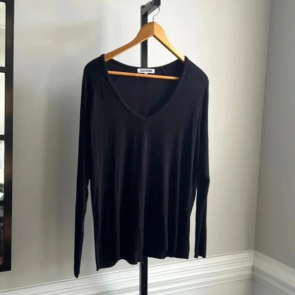 Joah Brown sweater OS - Picture 1 of 3